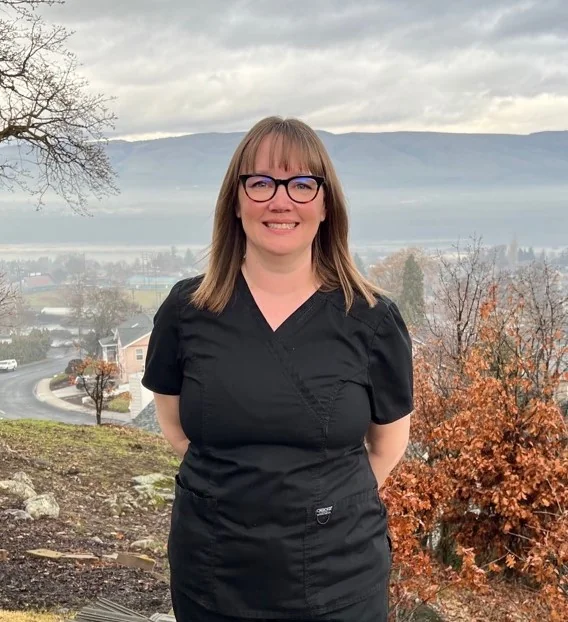 Dentist The Dalles OR Amber